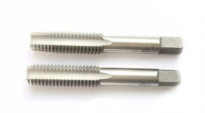 Метчик трубный G 1 1/2", ручной к-т из 2-х штук