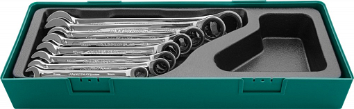 Фото 1 товара Набор ключей гаечных комбинированных трещоточных в ложементе, 8-19 мм, 8 предметов, Jonnesway